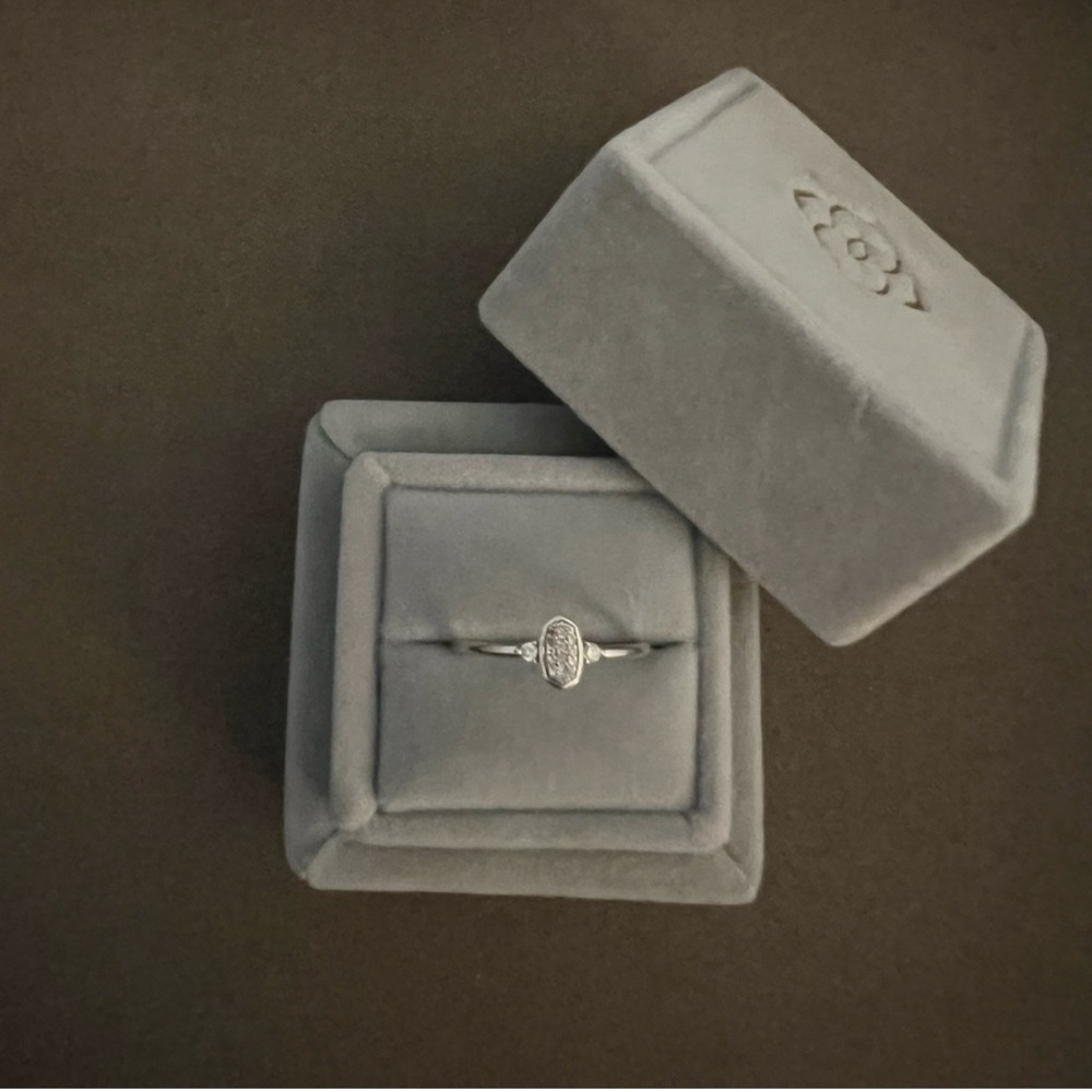Kendra Scott 14k white gold diamond ring